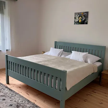 Remetemente Apartman Perocseny
